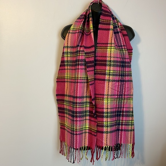 100% Cashmere Made in Scotland Pink Plaid Scarf with Fringe - Picture 1 of 13